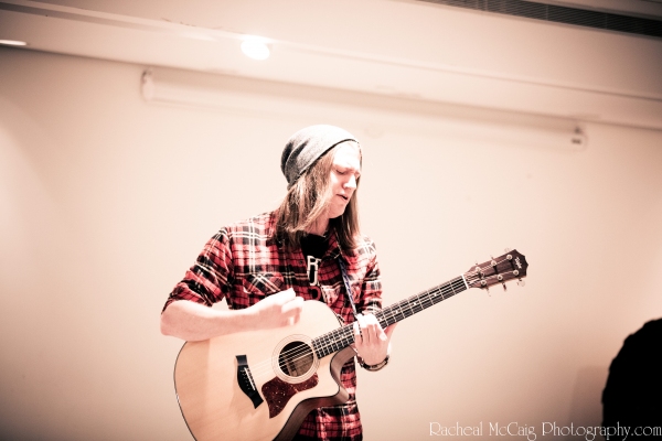 Photo Flash: Open Call for AMERICAN IDIOT in Toronto Image