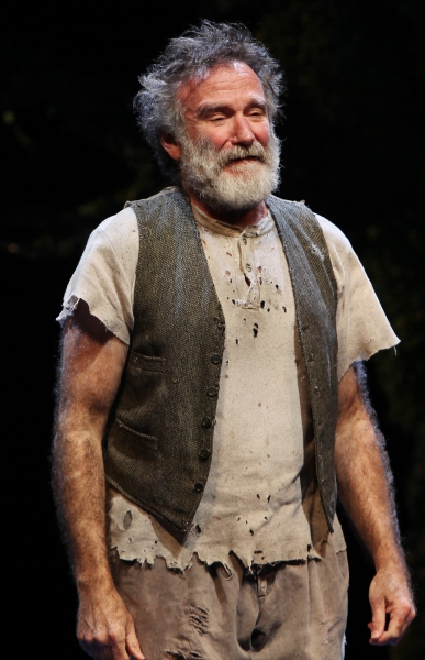 Photos: BENGAL TIGER AT THE BAGHDAD ZOO Opens on Broadway Image