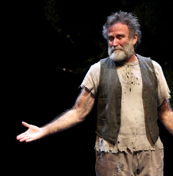 Photos: BENGAL TIGER AT THE BAGHDAD ZOO Opens on Broadway Image