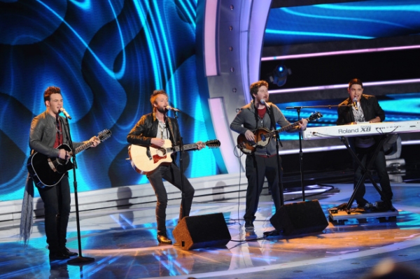 Photo Flash: Last Night's AMERICAN IDOL Results Show! Image