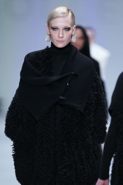 Photo Flash: Lundstrom's Fall Line at Toronto Fashion Week Image