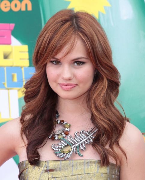 Photo Coverage: The 2011 Nickelodeon Kids Choice Awards Arrivals 