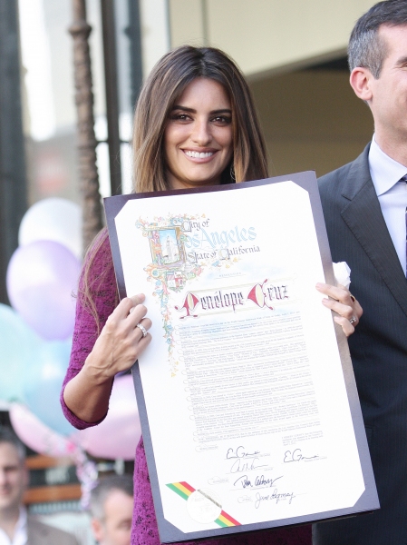 Photo Coverage: Penelope Cruz Honored with a Star on the Hollywood Walk of Fame Image