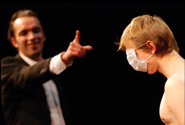 Photo Flash: La MaMa & The Public Present Belarus Free Theatre's BEING HAROLD PINTER et al. Begin Previews 4/13 Image
