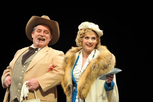 Photo Flash: 42ND STREET At the Marriott Theatre! Image