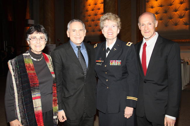 Photo Coverage: Close, Glover, Ripa & More Celebrate LGBT Leaders with Point Foundation in New York City Image