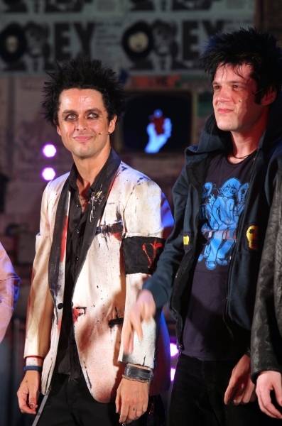 Photo Flash: Billie Joe Armstrong Returns to AMERICAN IDIOT Tonight! Image
