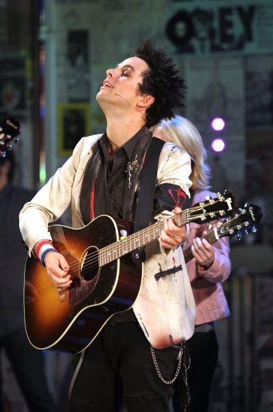 Photo Flash: Billie Joe Armstrong Returns to AMERICAN IDIOT Tonight! Image