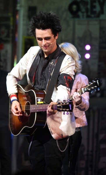 Photo Flash: Billie Joe Armstrong Returns to AMERICAN IDIOT Tonight! Image