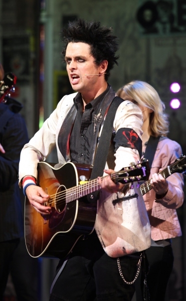Photo Flash: Billie Joe Armstrong Returns to AMERICAN IDIOT Tonight! Image