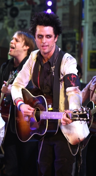 Photo Flash: Billie Joe Armstrong Returns to AMERICAN IDIOT Tonight! Image