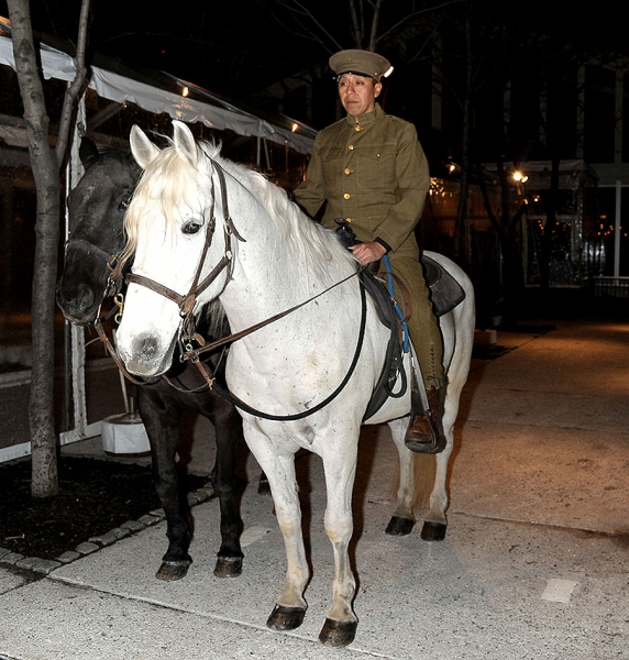 Photo Flash: Walters, Mizrahi, et al. at WAR HORSE Benefit Image