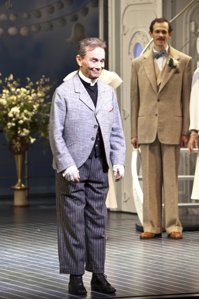 Photo Coverage: ANYTHING GOES Opening Night Curtain Call! Image
