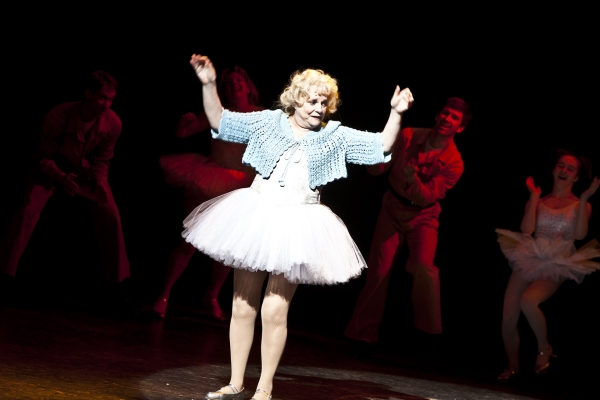 Photo Coverage: BILLY ELLIOT Celebrates 1000th Performance on Broadway! Image