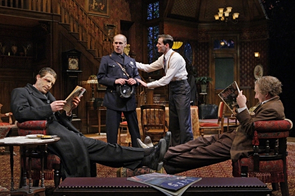 Photo Flash: ARSENIC AND OLD LACE Plays the Guthrie Image