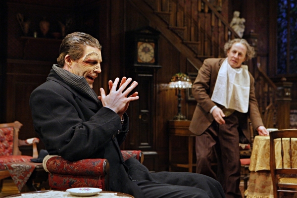 Photo Flash: ARSENIC AND OLD LACE Plays the Guthrie Image