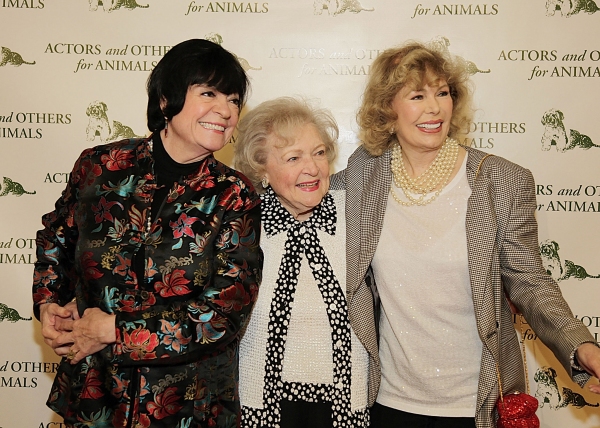 Photo Flash: Betty White Honored by Actors and Others for Animals 