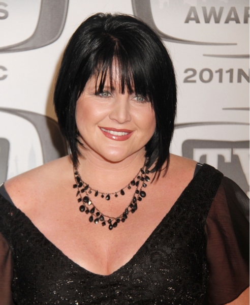 Photo Flash: Lynch, Travolta & More at '11 TV Land Awards Image