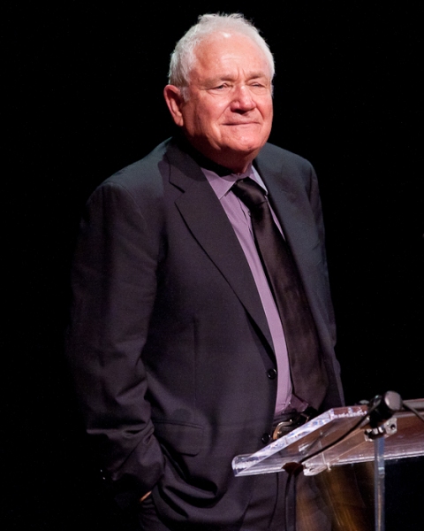 Photo Coverage: O'Hara, Rudd & More Honor Carly Simon at Our Time Gala Image