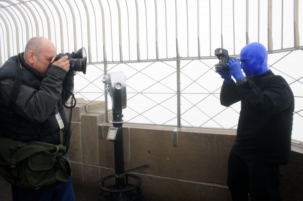 Photo Flash: Blue Man Group Lights Up Empire State Building 