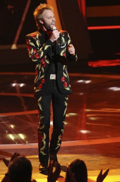 Photo Flash: Top 8 Sing on AMERICAN IDOL Image