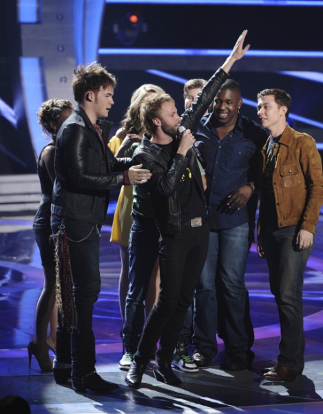 Photo Flash: Paul McDonald Leaves AMERICAN IDOL Image
