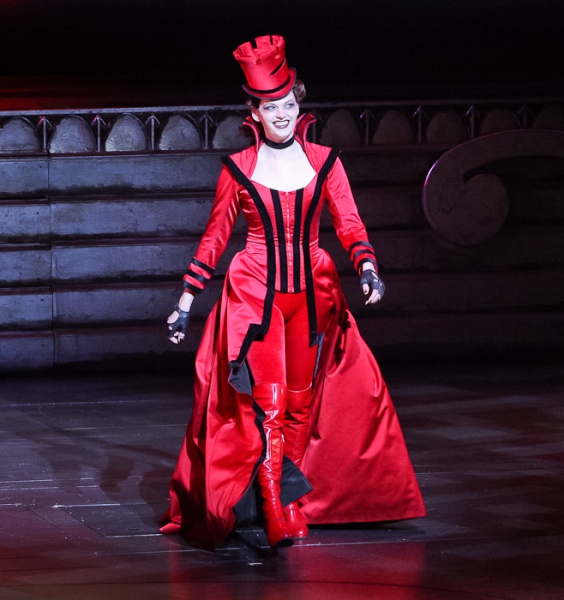 Photo Coverage: WONDERLAND Opening Night on Broadway - Curtain Call! Image