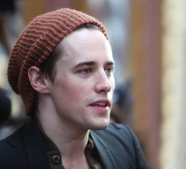 Photo Coverage: SPIDER-MAN: Turn Off the Dark Pre-Hiatus Cast at the Stage Door Image