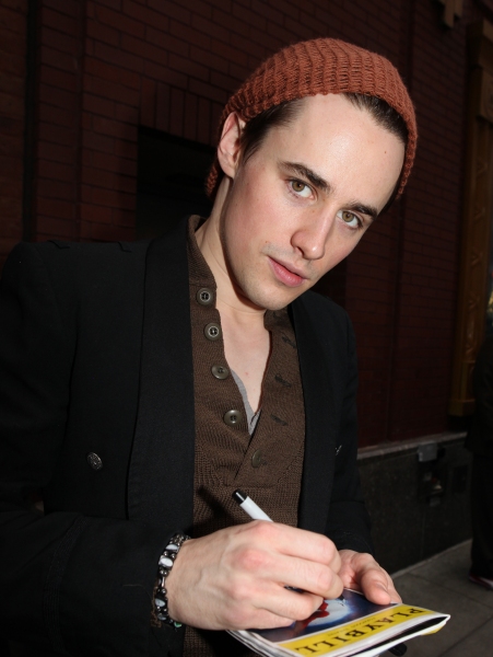 Photo Coverage: SPIDER-MAN: Turn Off the Dark Pre-Hiatus Cast at the Stage Door Image
