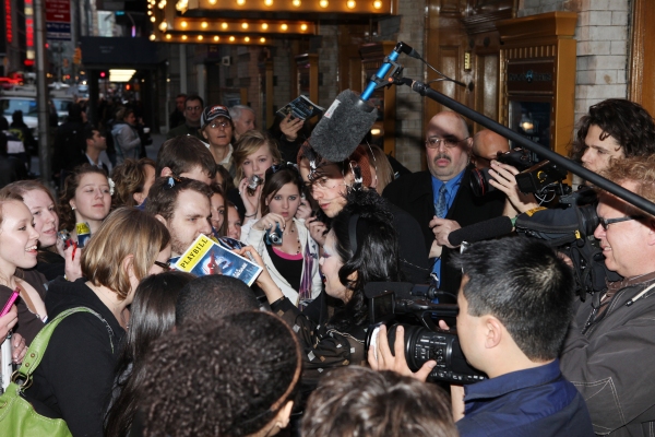 Photo Coverage: SPIDER-MAN: Turn Off the Dark Pre-Hiatus Cast at the Stage Door Image