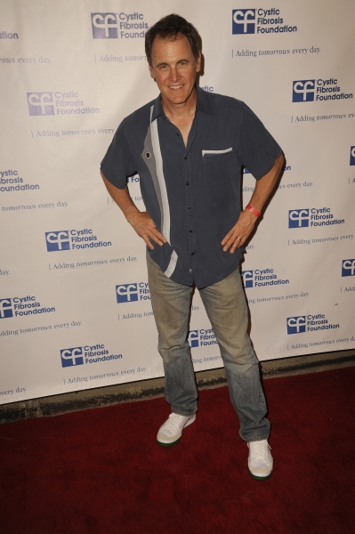 Photo Coverage: Hatcher, Cross & More Celebrate Wisteria Lane Block Party Image