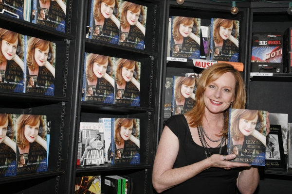 Photo Flash: The Waltons Reunite for Memoir Release Image
