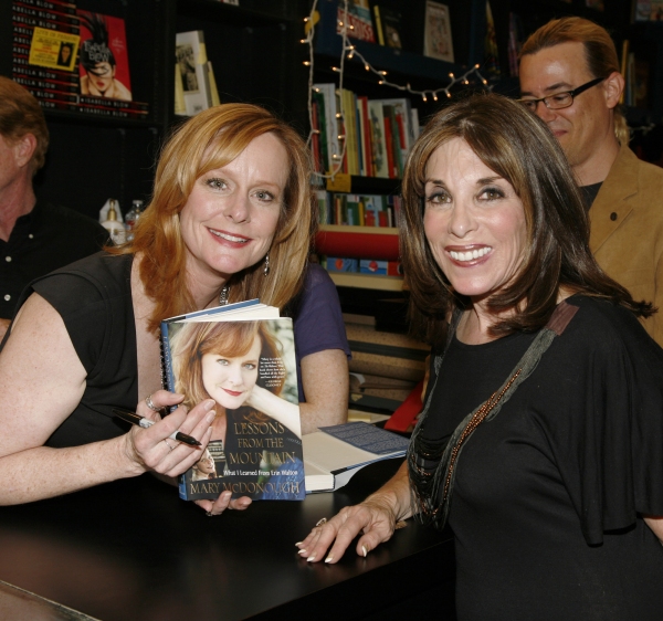 Photo Flash: The Waltons Reunite for Memoir Release Image