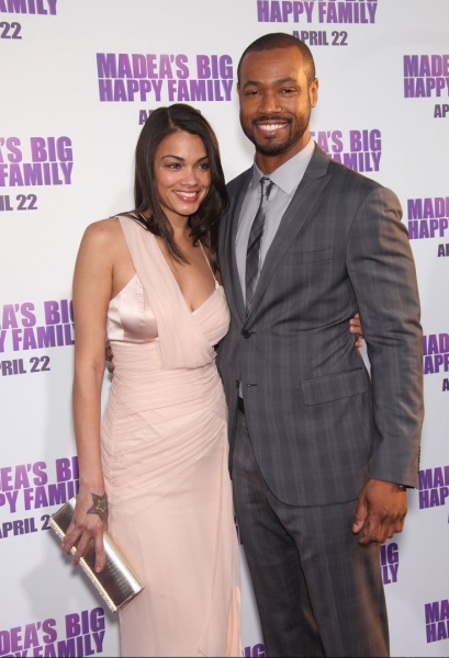 Photo Flash: MEDEA'S BIG HAPPY FAMILY Premieres in LA Image
