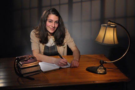 Photo Flash: Ritz Theatre's DIARY OF ANNE FRANK Image