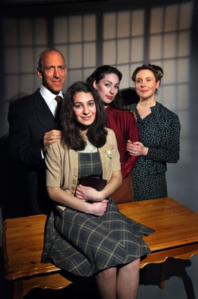 Photo Flash: Ritz Theatre's DIARY OF ANNE FRANK Image