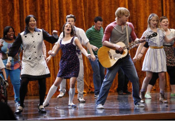 Photo Flash: GLEE's 'Rumours' Episode - First Look! Image