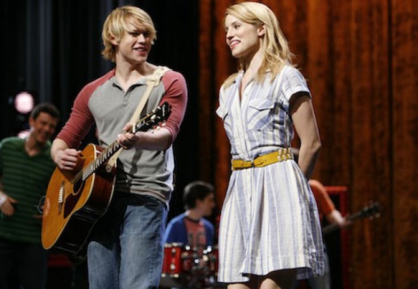 Photo Flash: GLEE's 'Rumours' Episode - First Look! Image