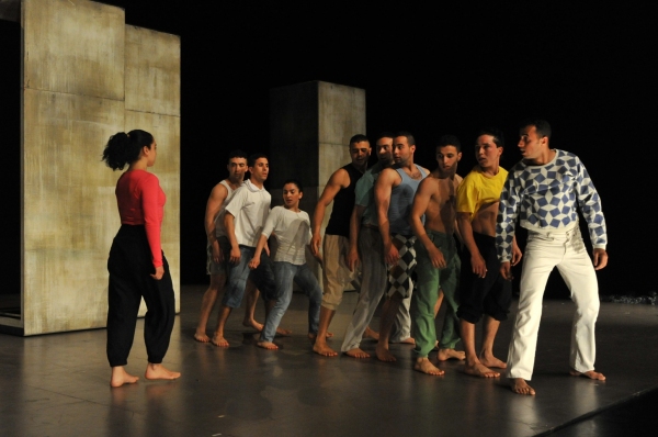 Photo Flash: Groupe Acrobatique de Tangiers Opens 'CHOUF OUCHOU' in London  Image