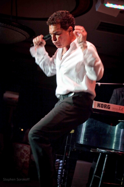 Photo Coverage: Clint Holmes Plays Feinstein's Image