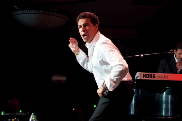 Photo Coverage: Clint Holmes Plays Feinstein's Image