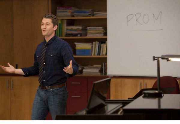 GLEE: Will (Matthew Morrison) makes an announcement in the "Prom Queen" epi Photo