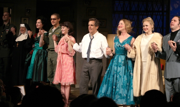 Photo Coverage: THE HOUSE OF BLUE LEAVES Curtain Call Image