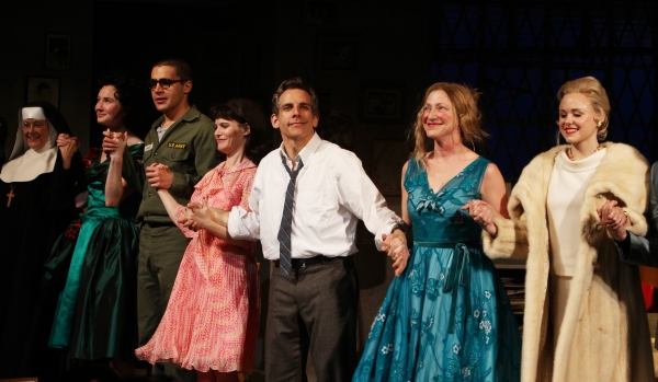 Photo Coverage: THE HOUSE OF BLUE LEAVES Curtain Call Image