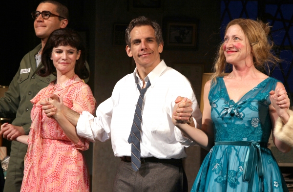 Photo Coverage: THE HOUSE OF BLUE LEAVES Curtain Call Image
