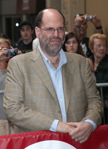 Photo Coverage: THE HOUSE OF BLUE LEAVES Opening Theatre Arrivals Image