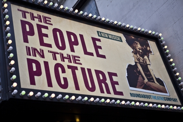 Photo Coverage: THE PEOPLE IN THE PICTURE Red Carpet Image