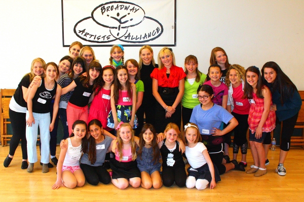 Photo Flash: ANNIE Past & Present at Broadway Artists Alliance Image