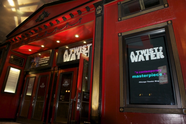 Photo Flash: Chicago's Mercury Theatre Reopens With A TWIST OF WATER! 