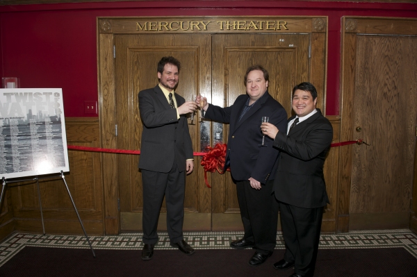 Photo Flash: Chicago's Mercury Theatre Reopens With A TWIST OF WATER! Image